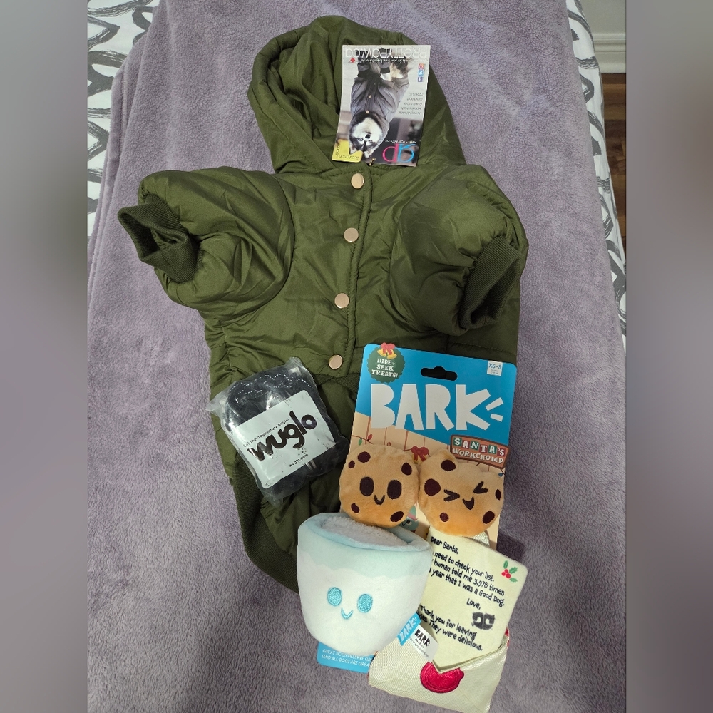 Dog Jacket/Seat Belt/Toy Bundle